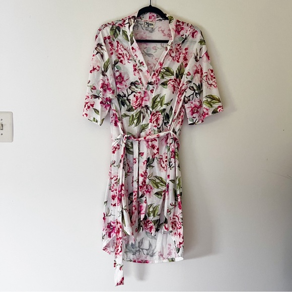 Show Me Your MuMu Other - show me your mumu | floral rose robe short sleeve one size